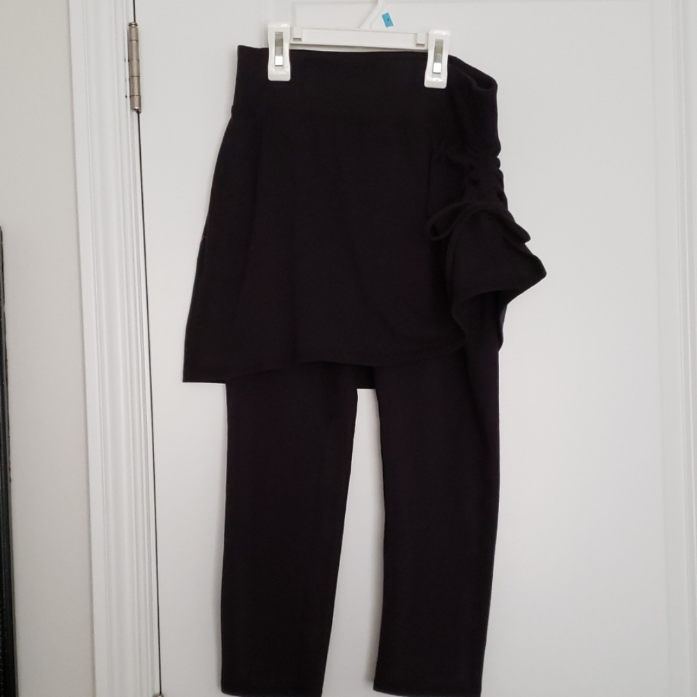 Leggings with skirt attached